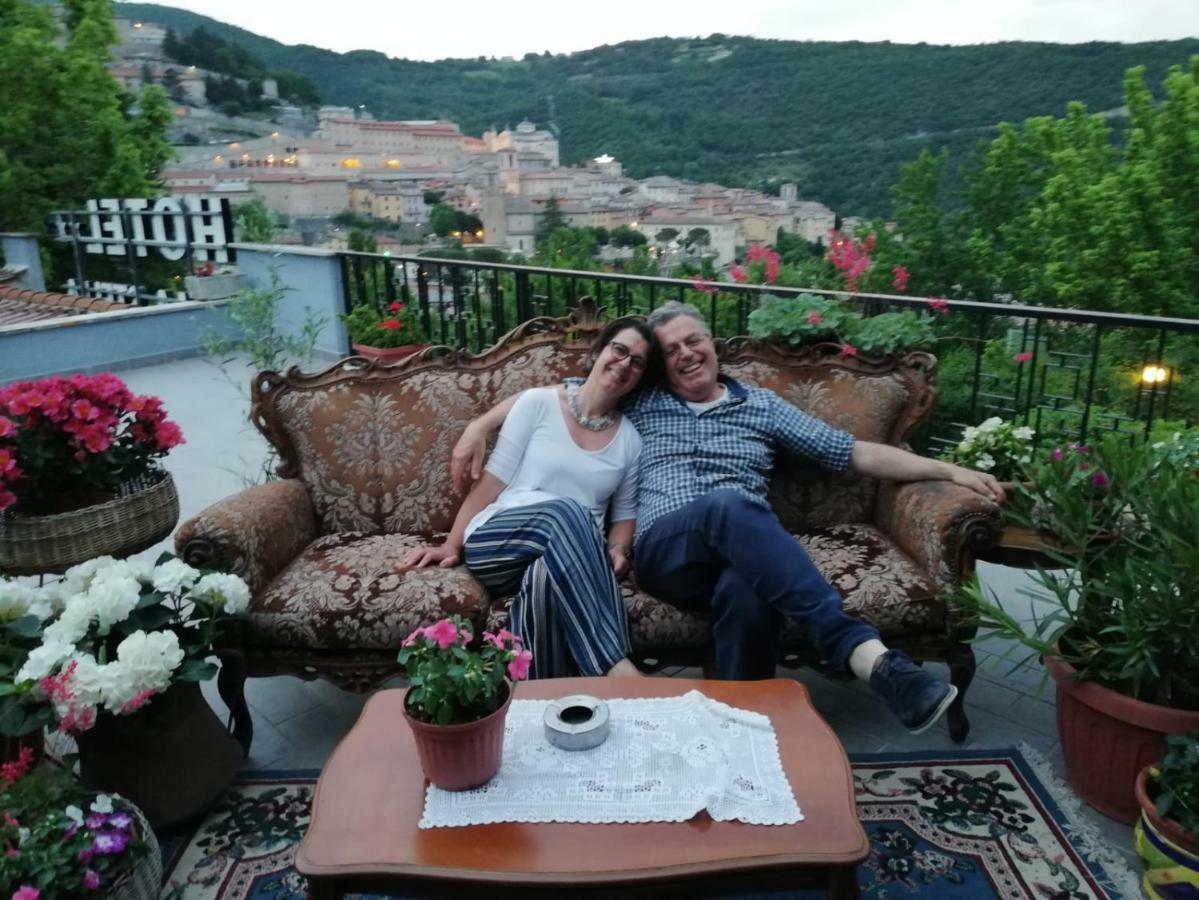 Hotel Villa Stella Cascia Buitenkant foto